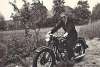 BMW_R25_Mann_Anzug_Brille_web.jpg